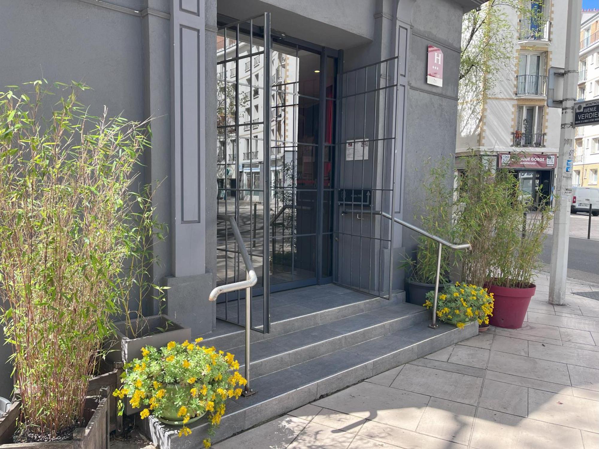 Hotel Sixteen Paris Montrouge Exterior foto